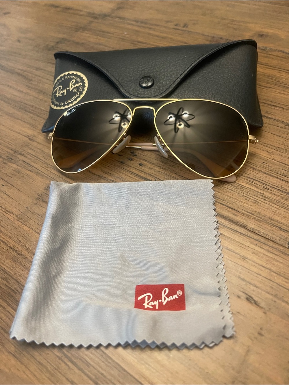 Ray-Ban Gold Frame Brown Gradient Aviator Sunglasses with Black Case